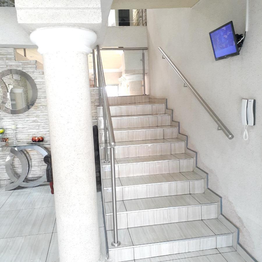 Angelocean Guest House วิตแบงก์ ภายนอก รูปภาพ