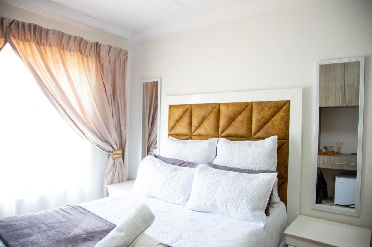 Angelocean Guest House วิตแบงก์ ภายนอก รูปภาพ