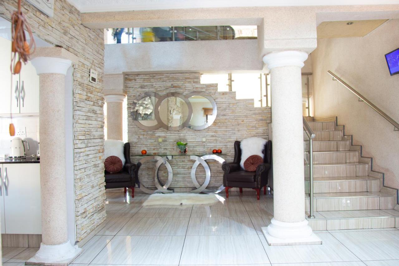Angelocean Guest House วิตแบงก์ ภายนอก รูปภาพ